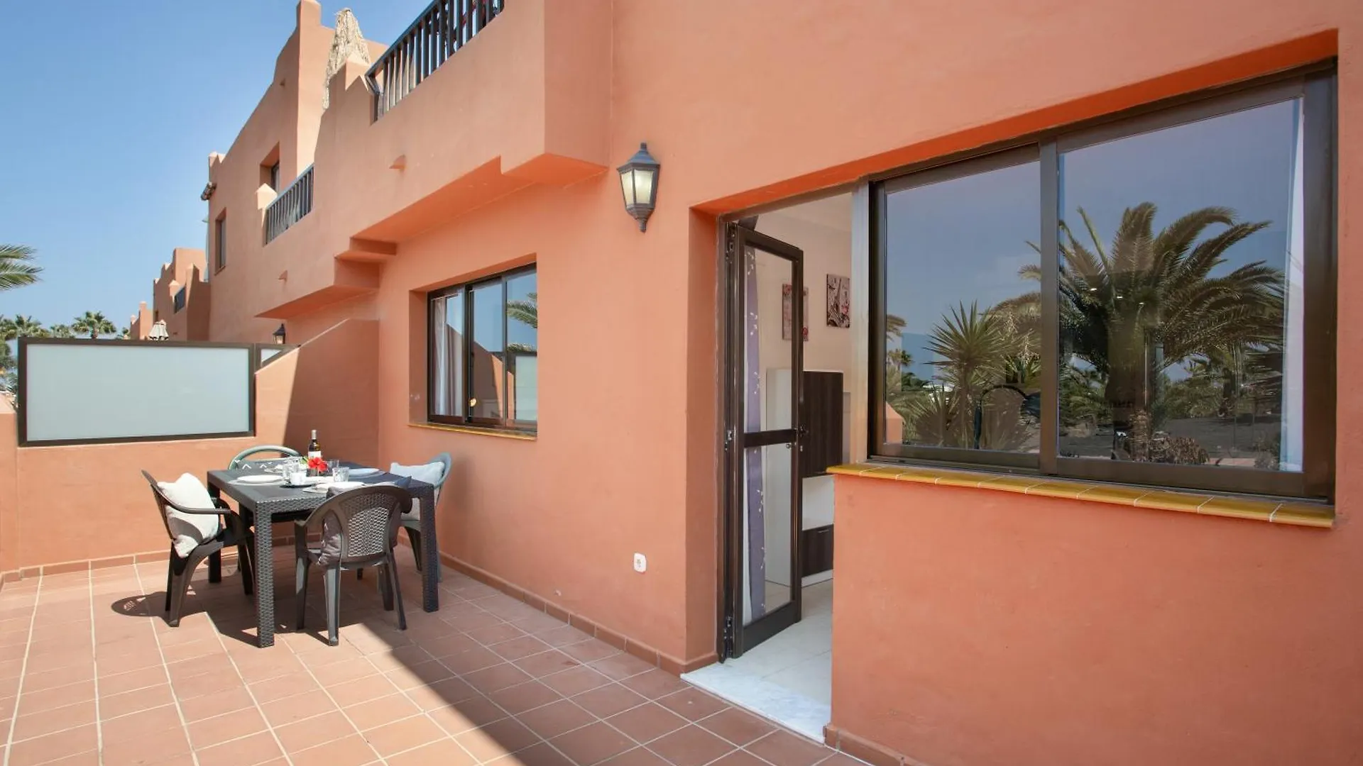 Oasis Royal E204 location
